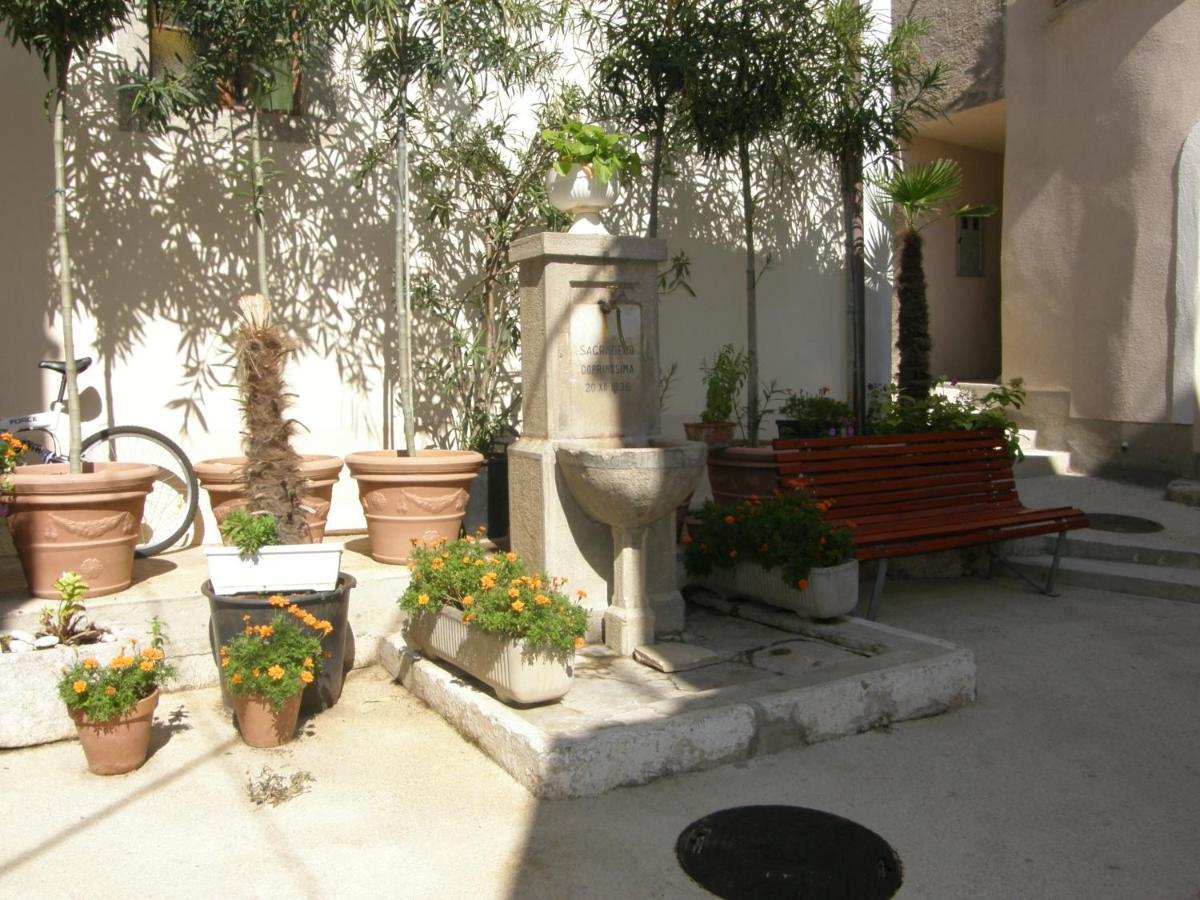 Villas Corinthia Baška Exterior foto